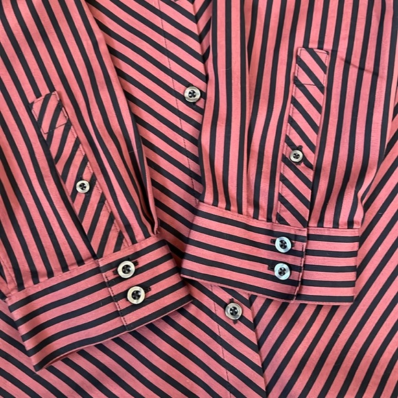 Chico’s No Iron Stretch Sable Imperial Stripe Tunic - Picture 13 of 13